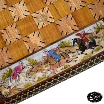 تخته نرد و شطرنج خاتم‌کاری و معرق‌کاری نفیس طرح چوگان و شکارگاه کد 144 (3)