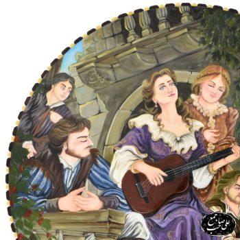 تابلو نقاشی گرد طرح بانو و گیتار فرانسوی با قاب خاتم‌ و چوب اصیل اصفهان